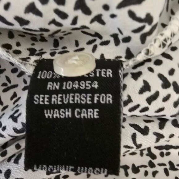 ANTILIA FEMME WHITE BLOUSE WITH BLACK PRINT CAP SLEEVES WOMENS SIZE MED - Picture 7 of 7